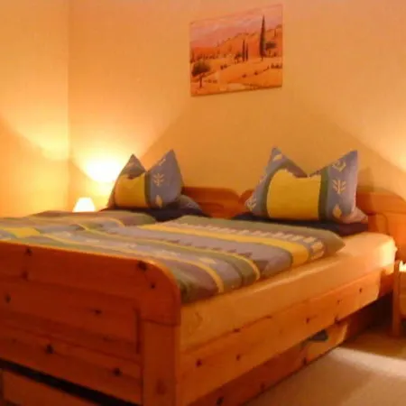 Becker Apartment *